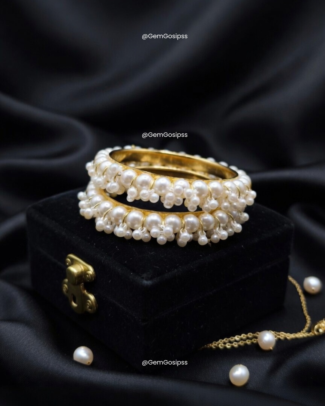 Elegant Pearl Bangle Set